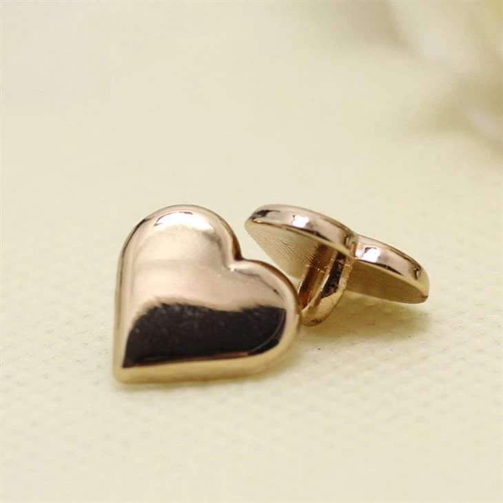 Heart-shaped Metal-plated Button