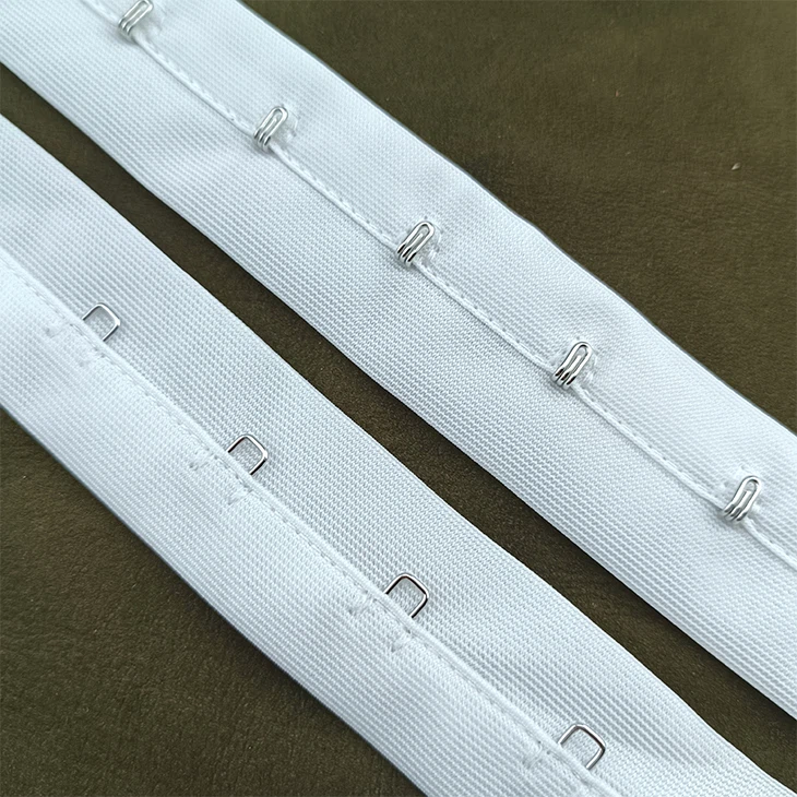 Corset móc và băng mắt